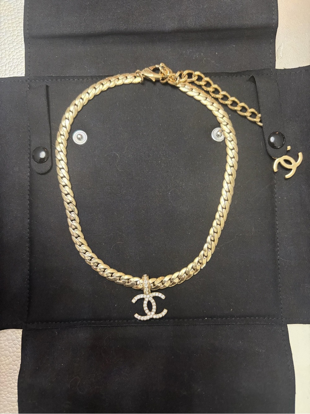 CHANEL CC LOGO NECKLACE GOLD TONE AUTHENTIC W/ BOX & RECEIPT